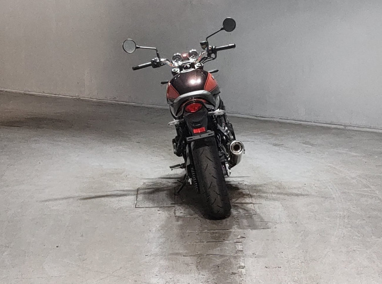 Мотоцикл Kawasaki Z900RS с пробегом 7530 km