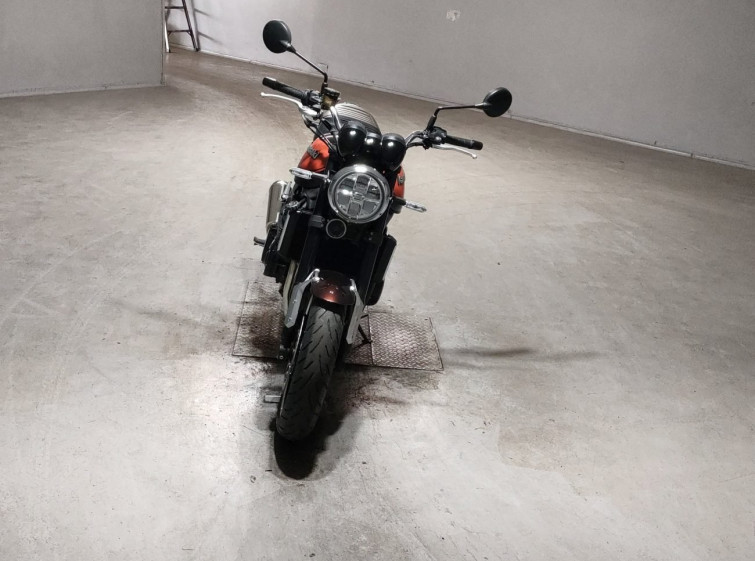 Мотоцикл Kawasaki Z900RS с пробегом 7530 km