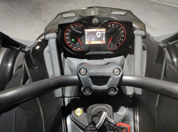 Мотоцикл Can-Am CAN-AM SPYDER F3 з пробігом 3302 km