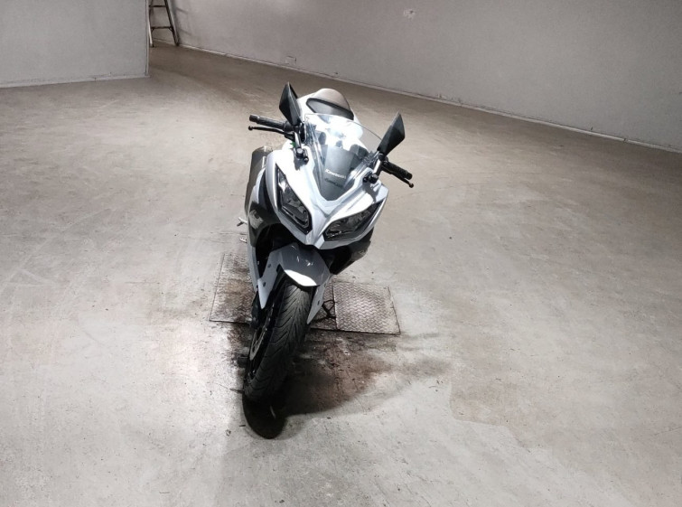 Мотоцикл Kawasaki NINJA250 з пробігом 12672 km