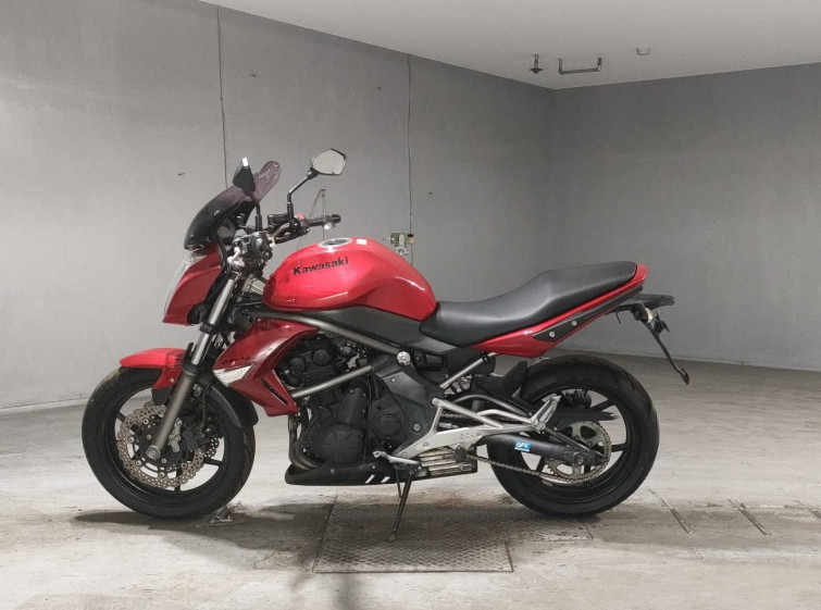 Мотоцикл Kawasaki ER-4N з пробігом 9704 km