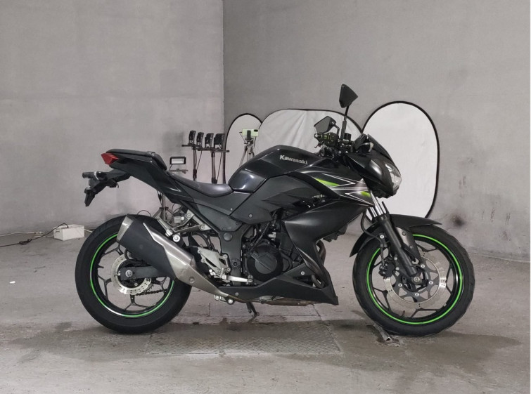 Мотоцикл Kawasaki Z250 з пробігом 18939 km