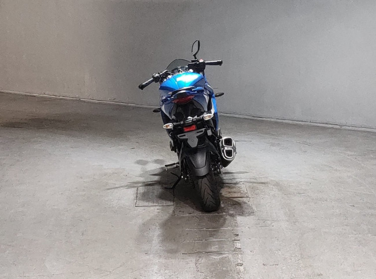 Мотоцикл Suzuki GIXXER250SF с пробегом 61984 km