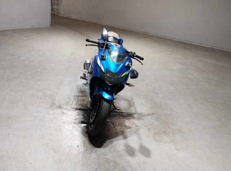 Мотоцикл Suzuki GIXXER250SF с пробегом 61984 km