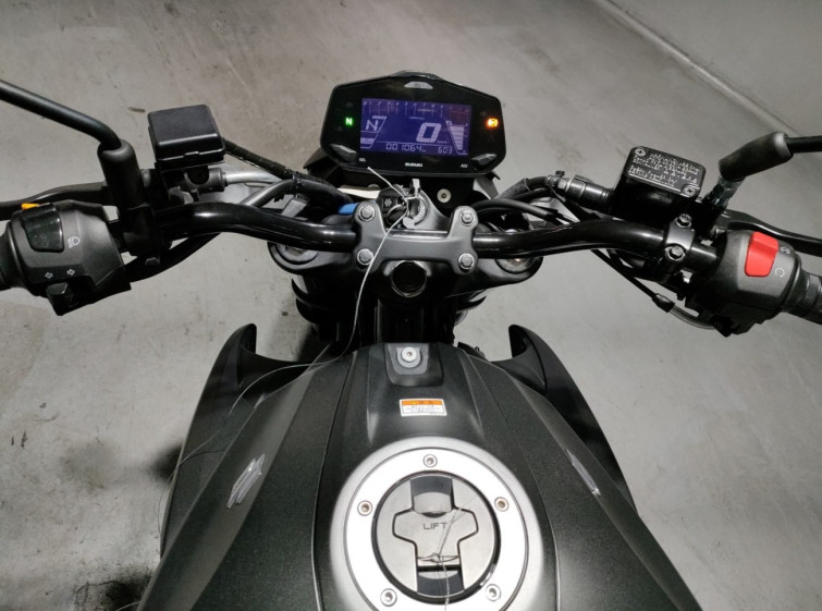 Мотоцикл Suzuki GIXXER250 с пробегом 1064 km