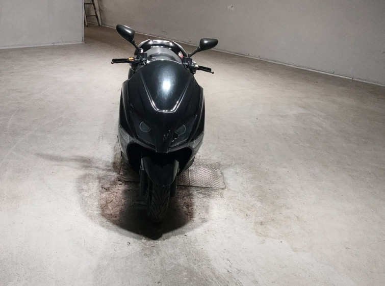 Мотоцикл Yamaha MAJESTY250 с пробегом 9445 km