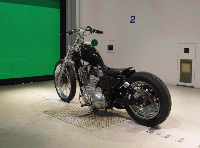 Мотоцикл HD SPORTSTER XLH883 з пробігом 1916 km