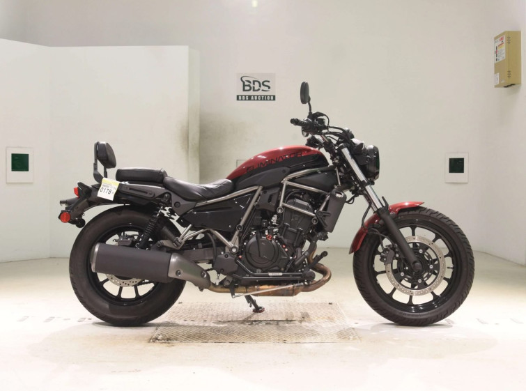 Мотоцикл Kawasaki ELIMINATOR400-3 с пробегом 4330 km