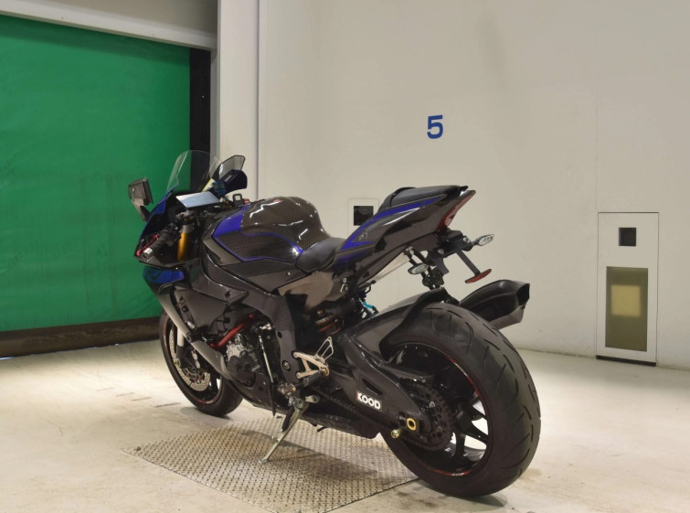 Мотоцикл Yamaha YZF-R1 с пробегом 36007 km