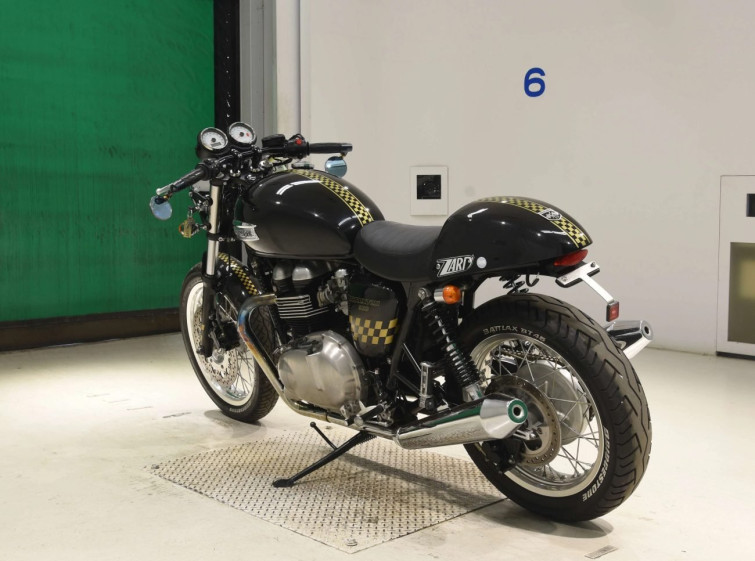 Мотоцикл Triumph THRUXTON900 с пробегом 16479 km