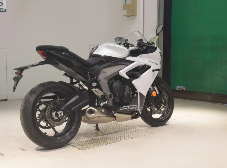 Мотоцикл Triumph DAYTONA660 с пробегом 1138 km