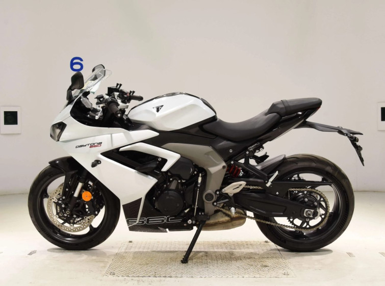 Мотоцикл Triumph DAYTONA660 с пробегом 1138 km