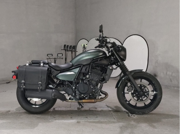 Мотоцикл Kawasaki ELIMINATOR 400SE з пробігом 1359 km