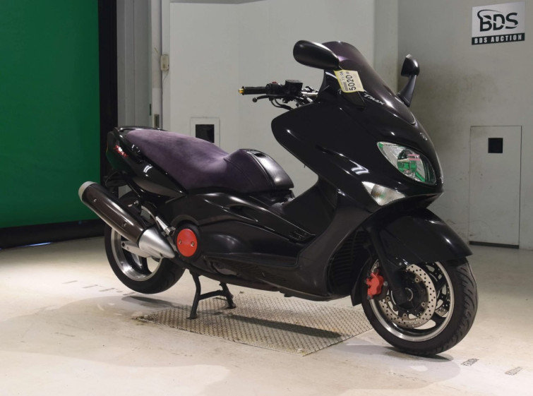 Мотоцикл Yamaha T-MAX500 с пробегом 35090 km