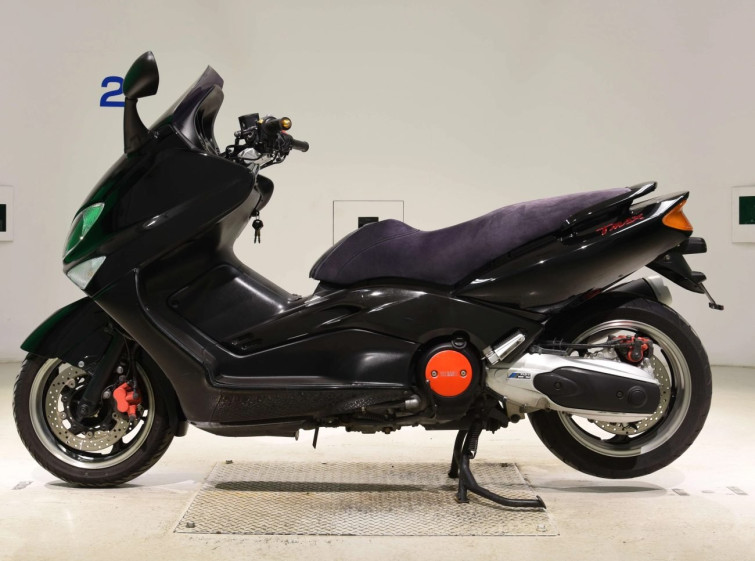 Мотоцикл Yamaha T-MAX500 с пробегом 35090 km