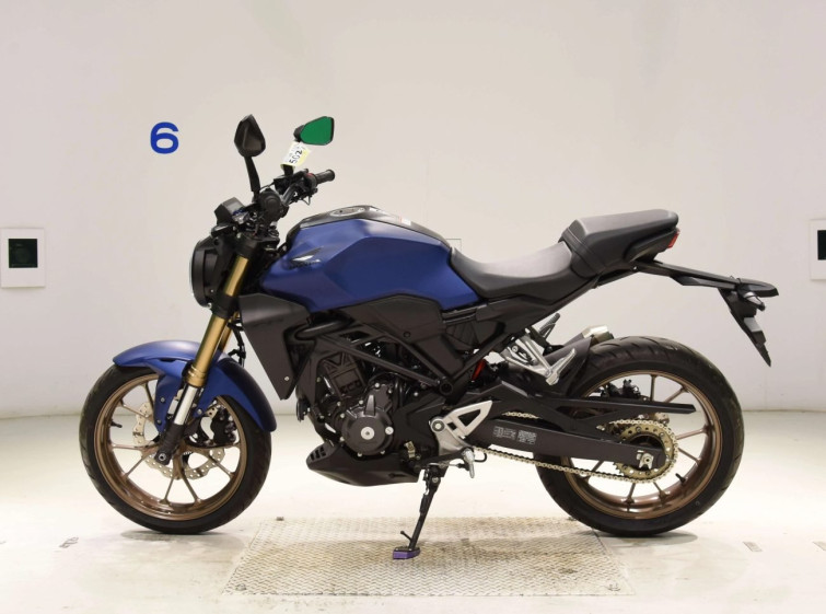 Мотоцикл Honda CB250R