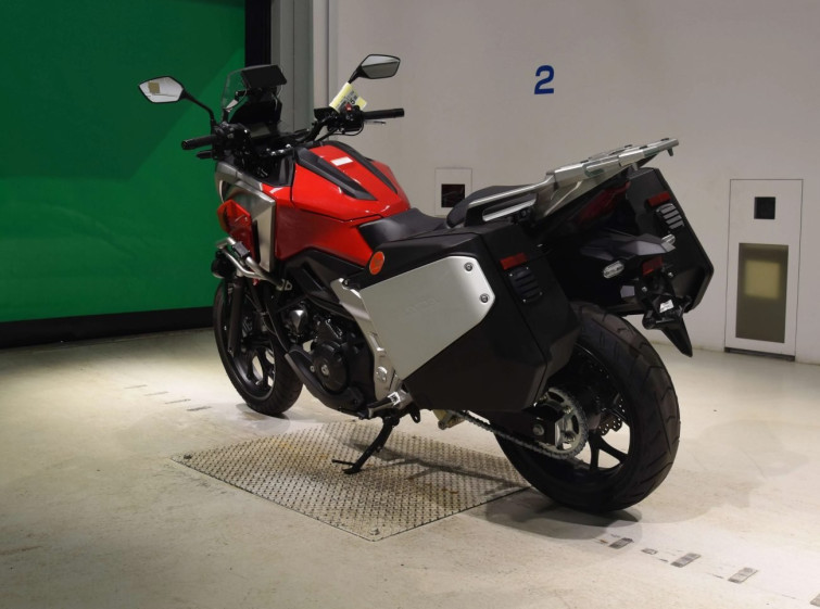 Мотоцикл Honda NC750XD с пробегом 15184 km