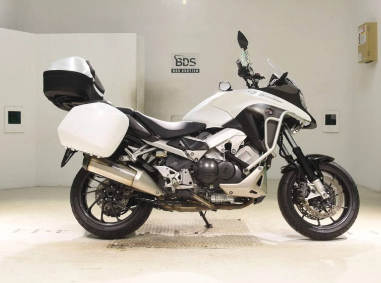 Мотоцикл Honda VFR800X CROSSRUNNER з пробігом 54856 km