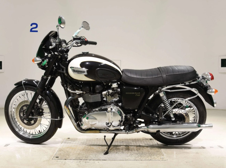 Мотоцикл Triumph BONNEVILLE T100 с пробегом 75894 km