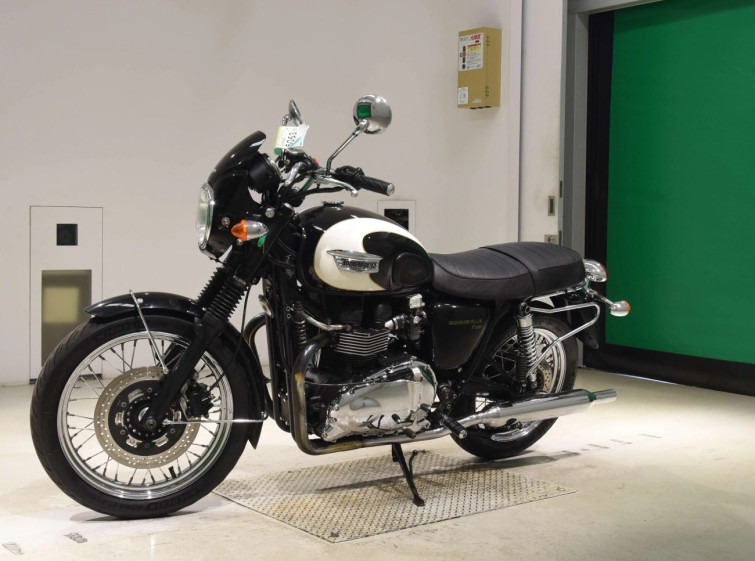 Мотоцикл Triumph BONNEVILLE T100 с пробегом 75894 km