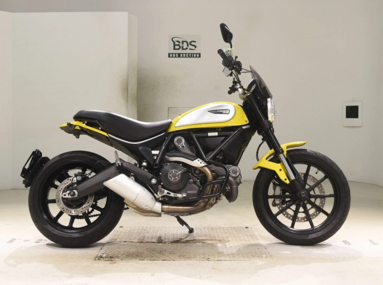 Мотоцикл Ducati SCRAMBLER 803 ICON з пробігом 10695 km