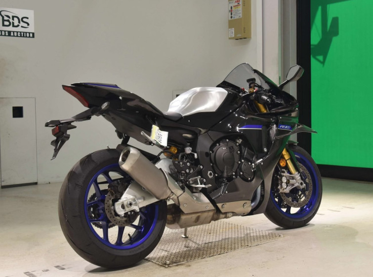 Мотоцикл Yamaha YZF-R1M з пробігом 402 km
