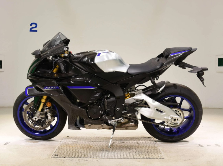 Мотоцикл Yamaha YZF-R1M з пробігом 402 km