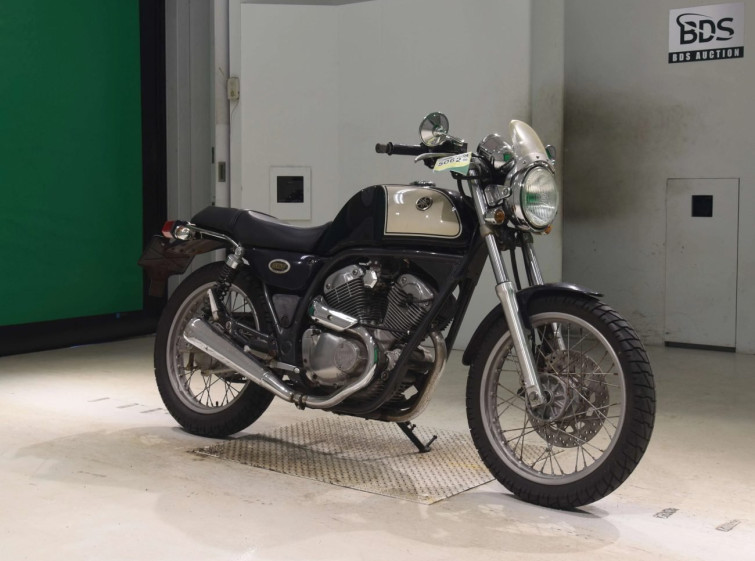Мотоцикл Yamaha SRV250S з пробігом 5895 km