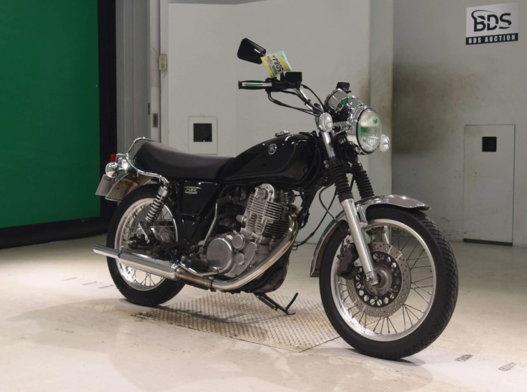 Мотоцикл Yamaha SR400 з пробігом 6805 km