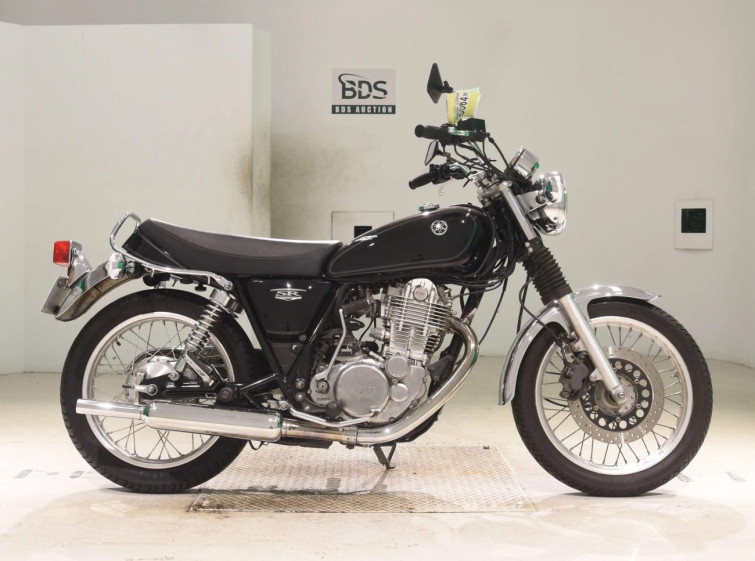 Мотоцикл Yamaha SR400 з пробігом 6805 km