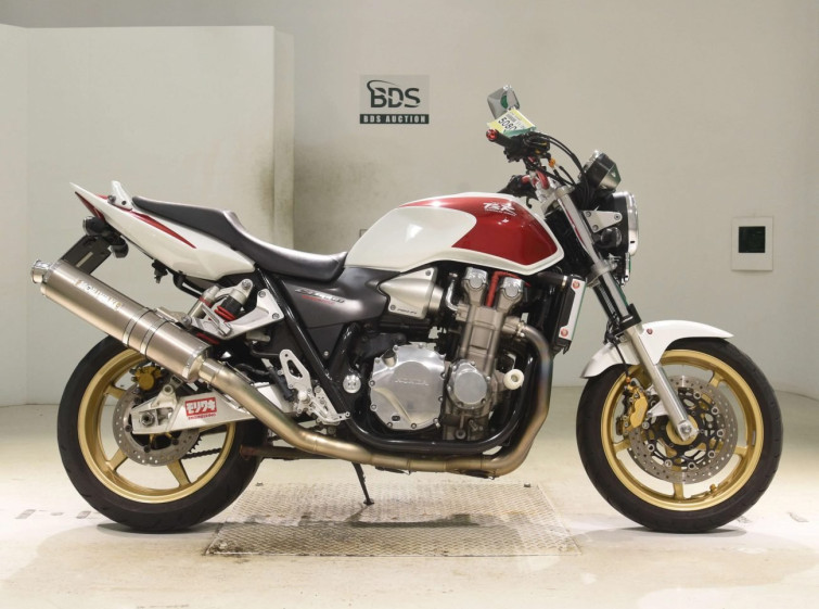 Мотоцикл Honda CB1300SF с пробегом 47559 km