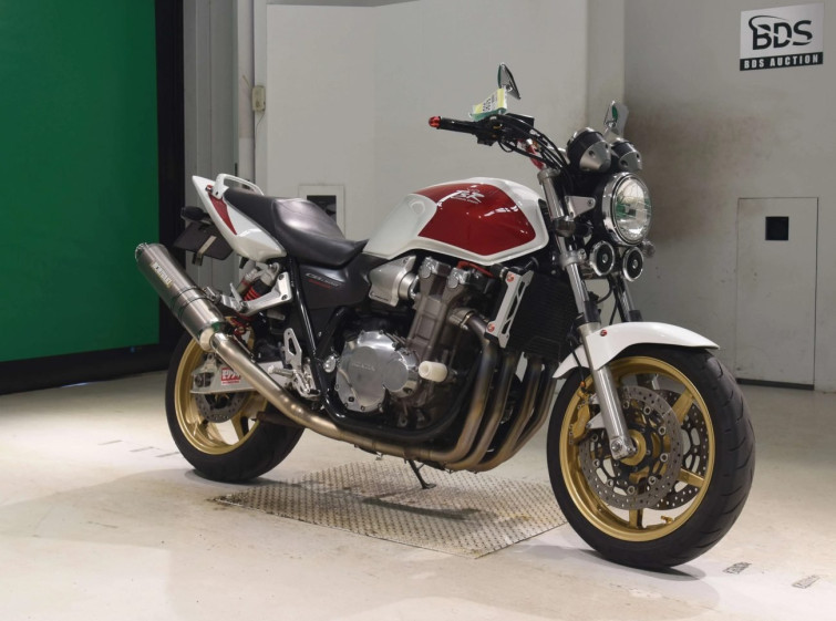 Мотоцикл Honda CB1300SF с пробегом 47559 km