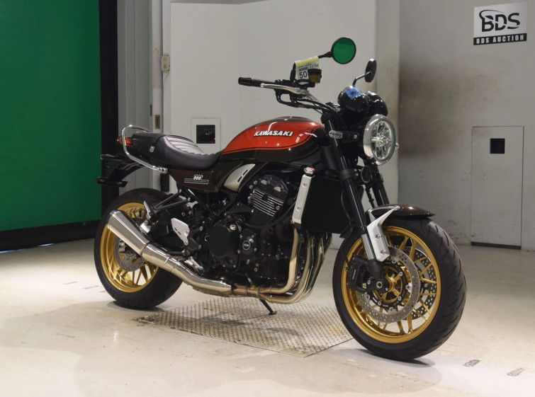 Мотоцикл Kawasaki Z900RS з пробігом 191 km