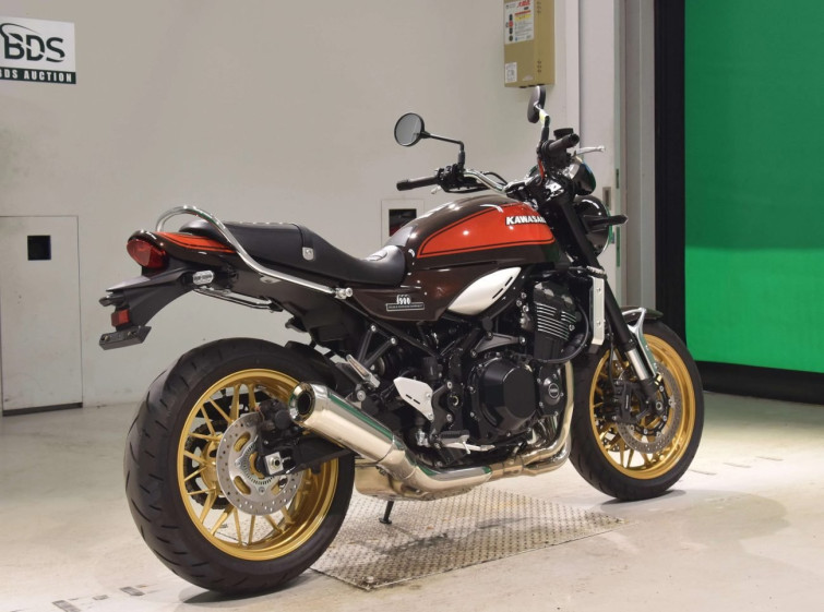 Мотоцикл Kawasaki Z900RS з пробігом 191 km