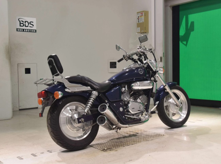 Мотоцикл Honda MAGNA250 з пробігом 14451 km