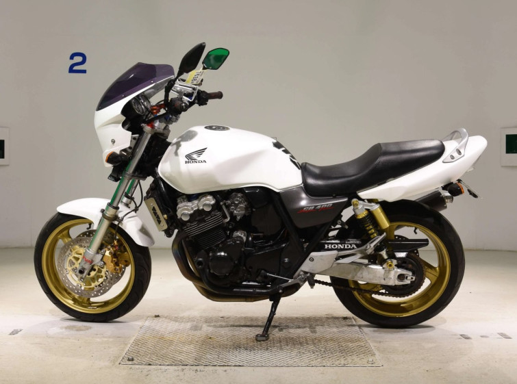 Мотоцикл Honda CB400SFV з пробігом 1895 km