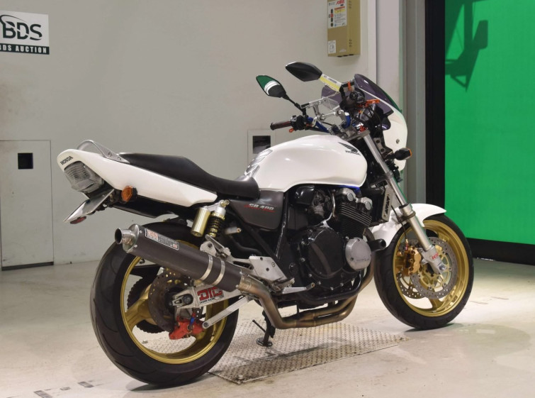 Мотоцикл Honda CB400SFV з пробігом 1895 km