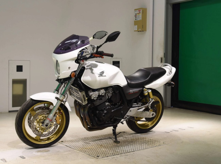 Мотоцикл Honda CB400SFV з пробігом 1895 km
