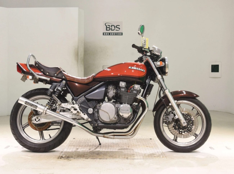Мотоцикл Kawasaki ZEPHYR400 с пробегом 6117 km