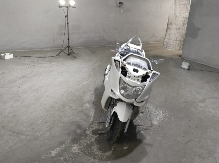 Мотоцикл Yamaha MAJESTY250