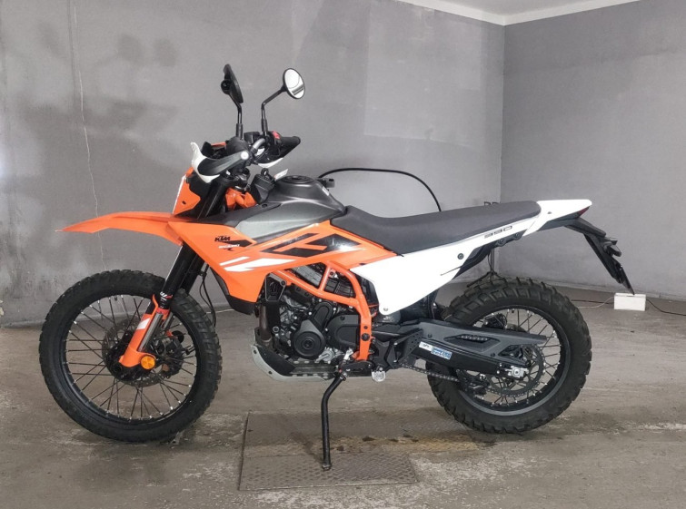 Мотоцикл KTM 390 ENDURO R з пробігом 854 km