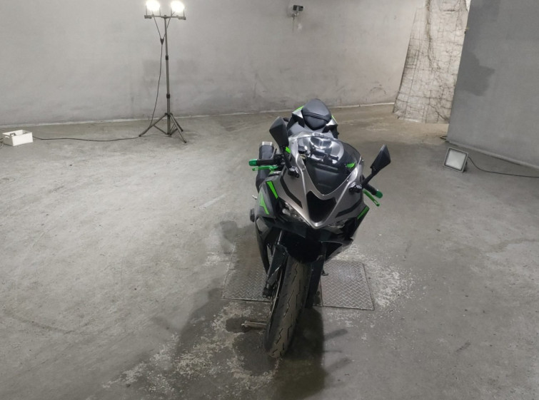 Мотоцикл Kawasaki ZX-6R с пробегом 12029 km