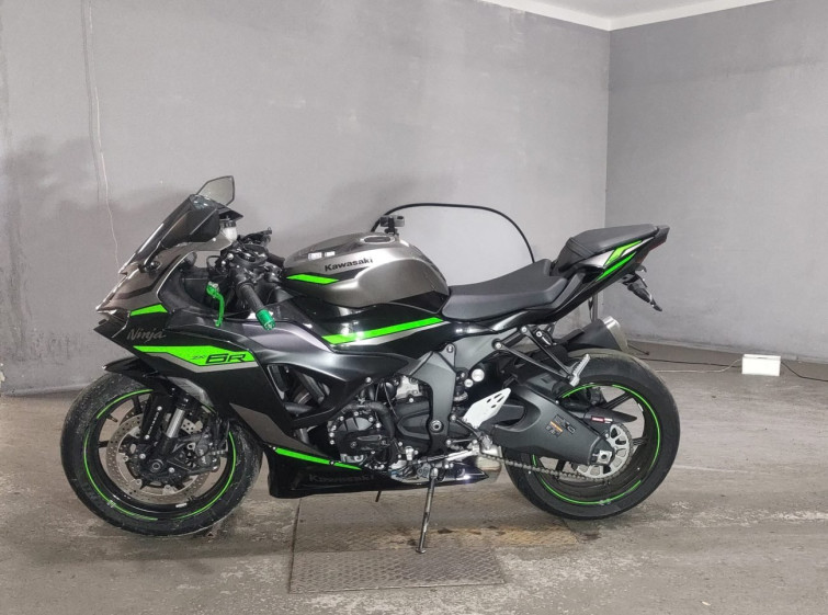 Мотоцикл Kawasaki ZX-6R с пробегом 12029 km