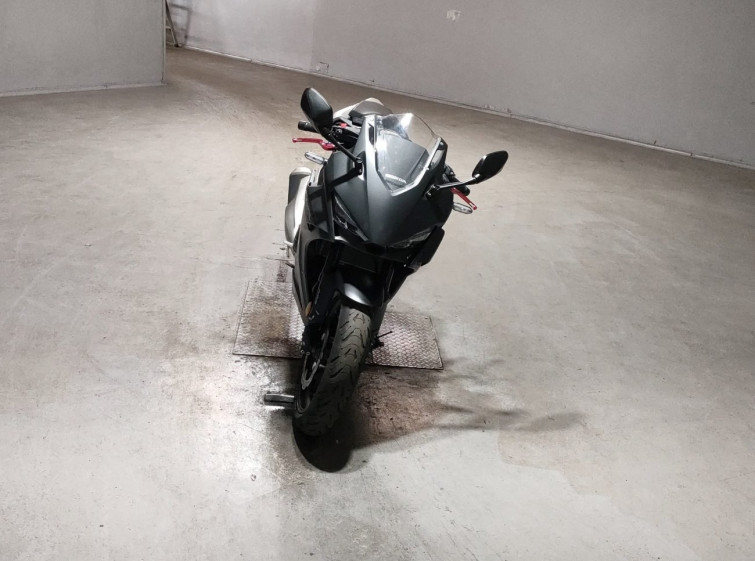 Мотоцикл Honda CBR400R з пробігом 9915 km