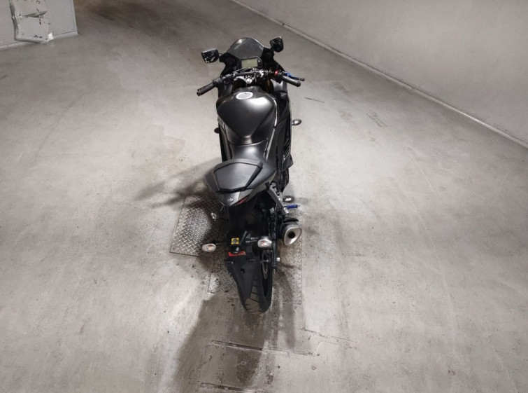 Мотоцикл Yamaha YZF-R25 с пробегом 8507 km