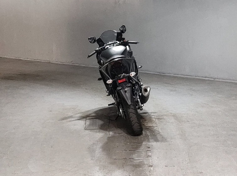 Мотоцикл Yamaha YZF-R25 с пробегом 8507 km