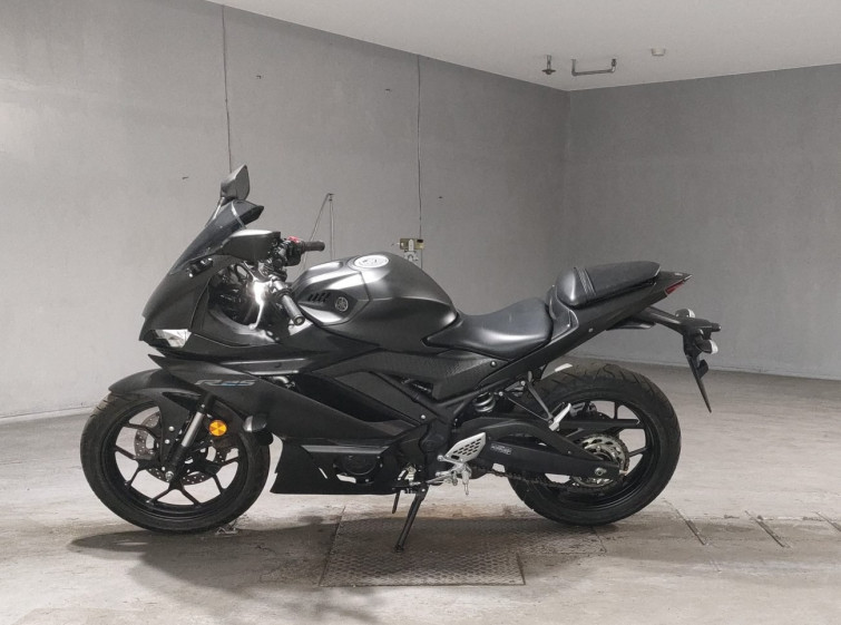 Мотоцикл Yamaha YZF-R25 с пробегом 9004 km