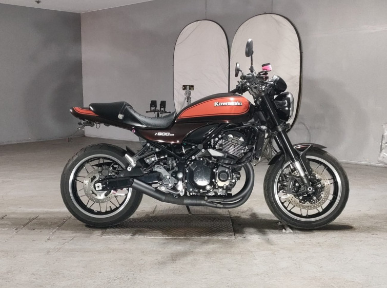 Мотоцикл Kawasaki Z900RS с пробегом 10783 km