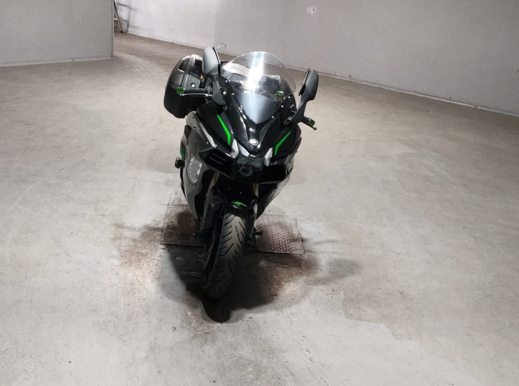 Мотоцикл Kawasaki NINJA H2 SX SE с пробегом 15420 km