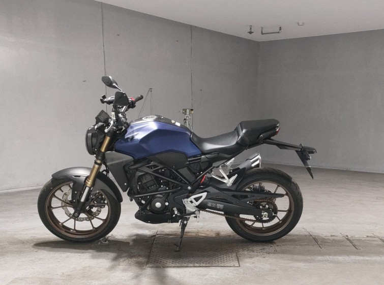 Мотоцикл Honda CB250R с пробегом 1545 km